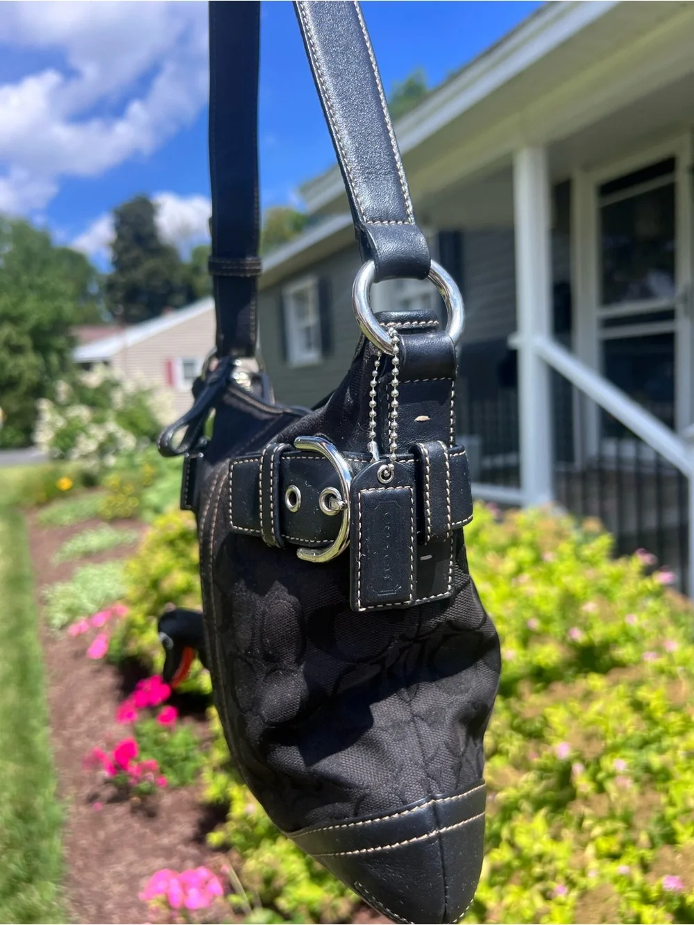 Coach SoHo Y2K bag in Black/ beautiful condition